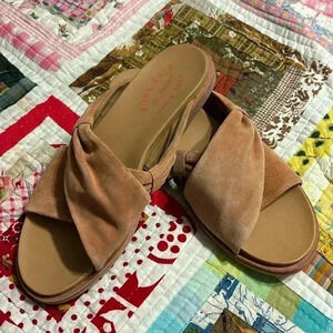 Kork-Ease Zel in Orange Suede